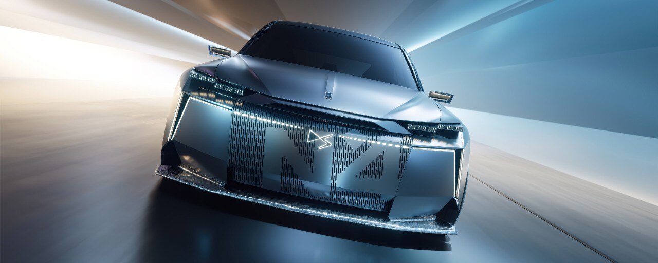 Taylor Made N°4 - Koncept přední maska